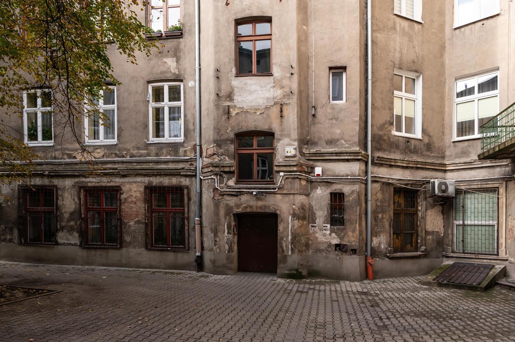 Central Family Apartment Лодзь Экстерьер фото