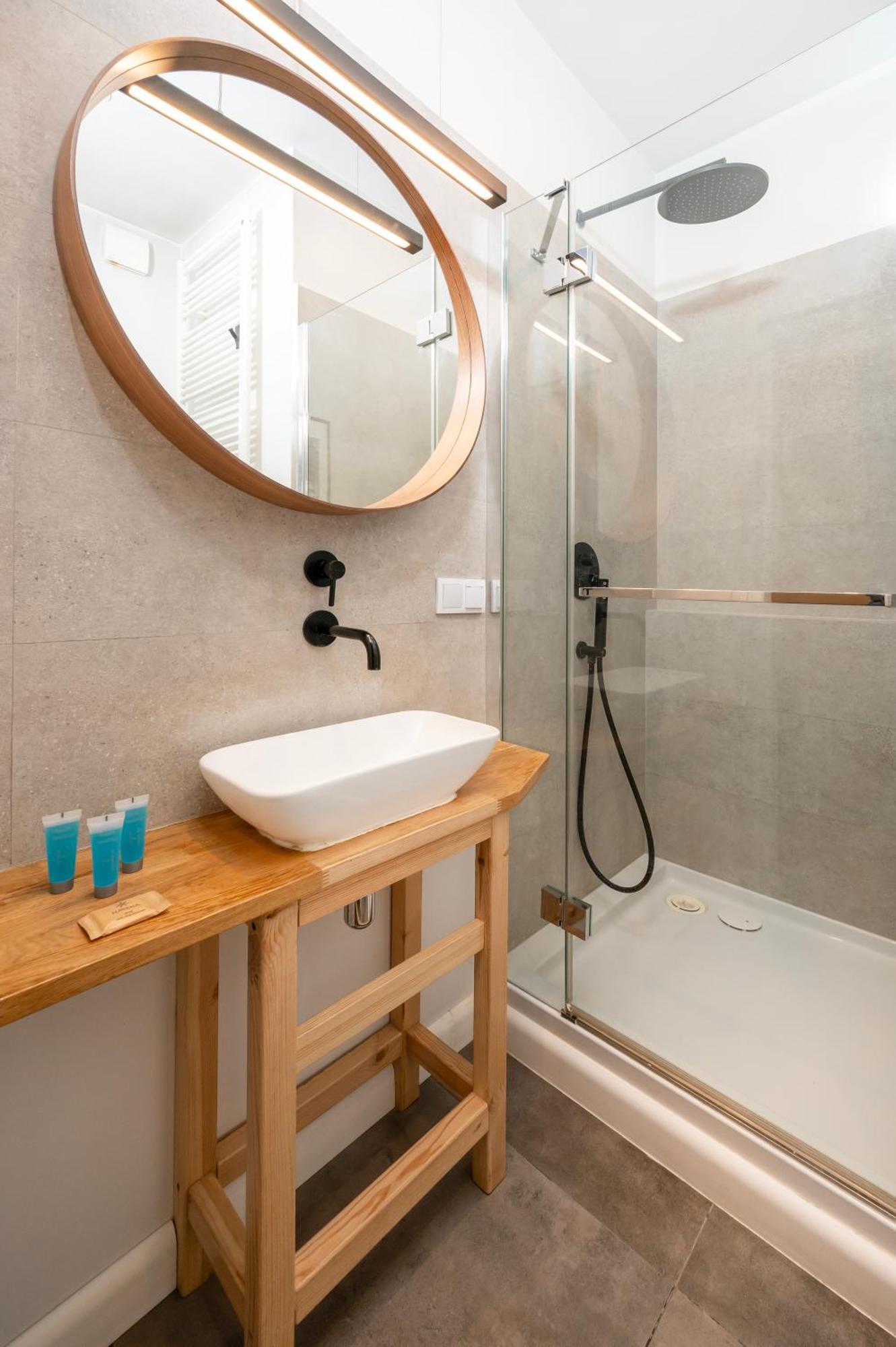 Central Family Apartment Лодзь Экстерьер фото