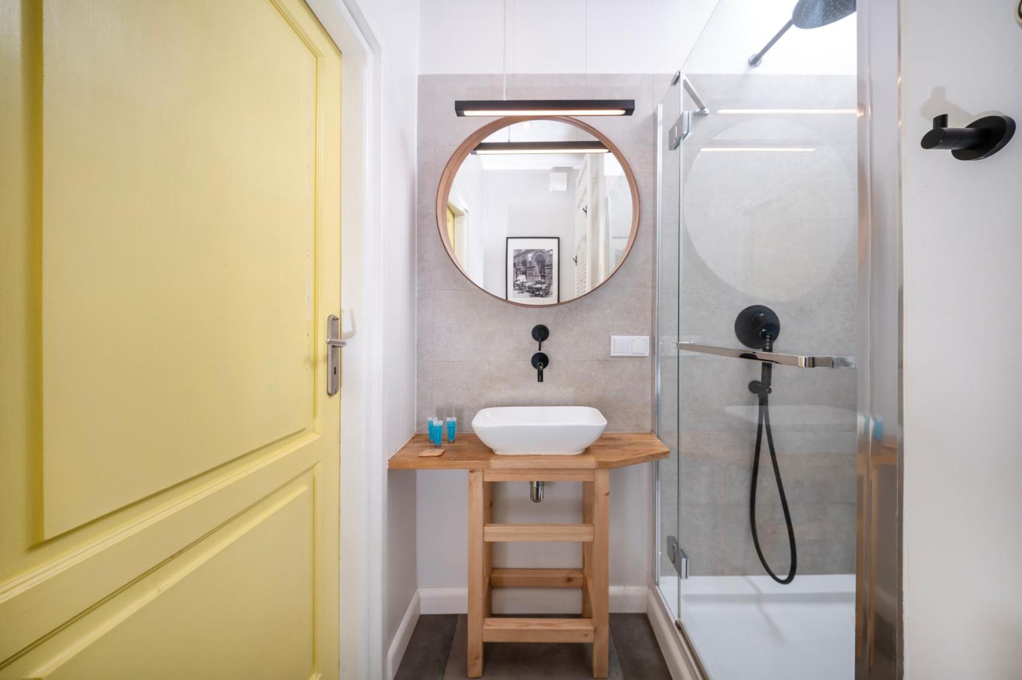 Central Family Apartment Лодзь Экстерьер фото