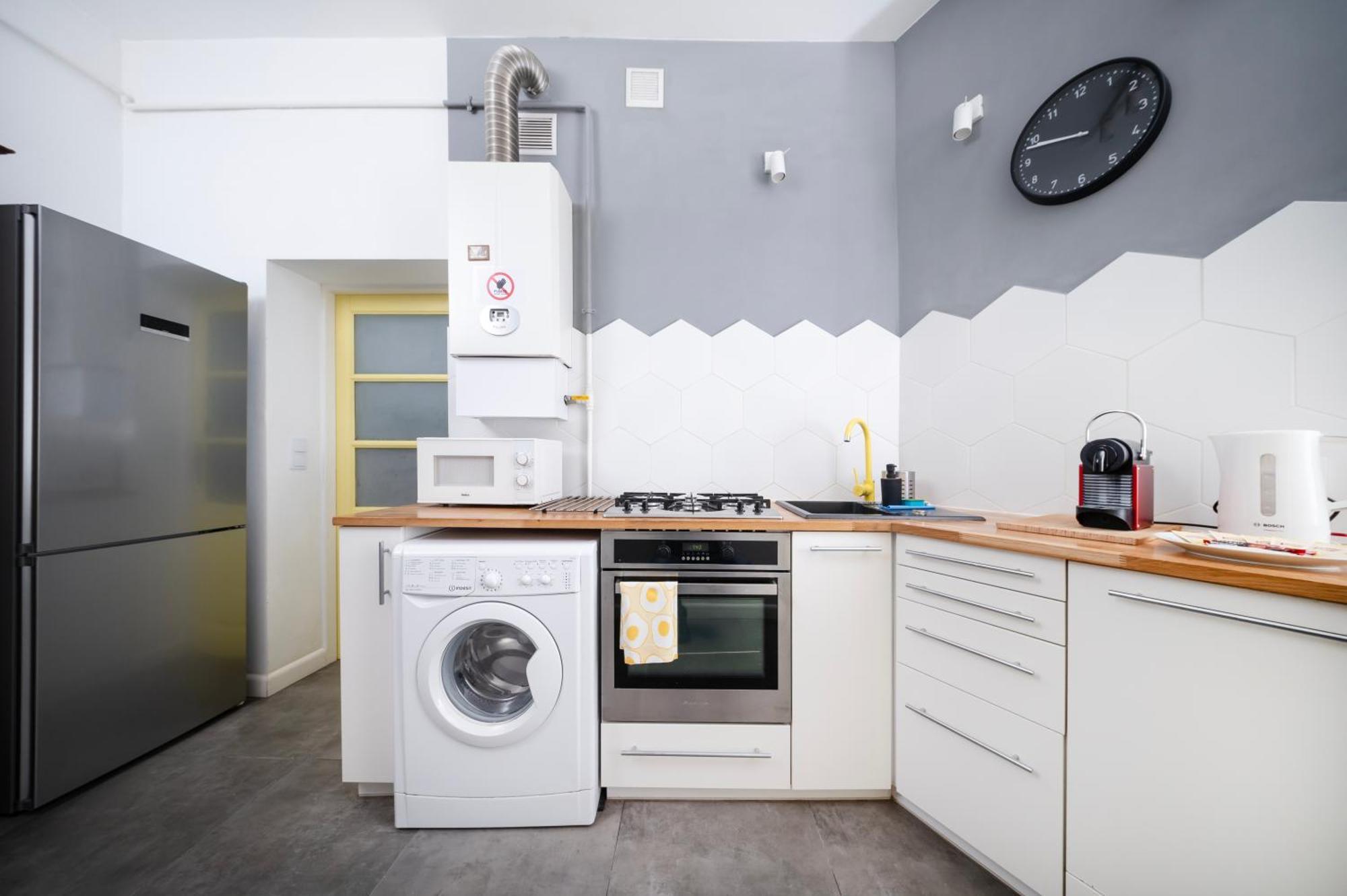 Central Family Apartment Лодзь Экстерьер фото