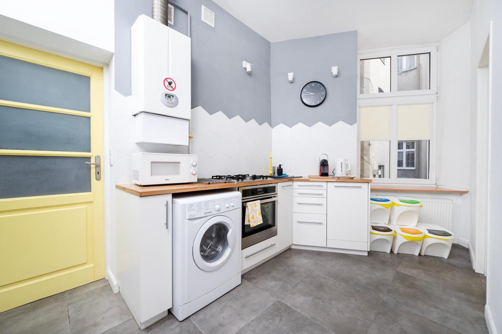 Central Family Apartment Лодзь Экстерьер фото